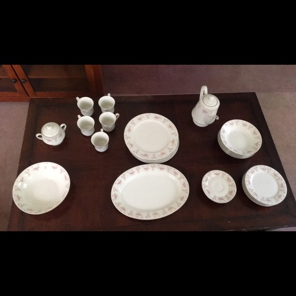 China set - Picture 4 of 4